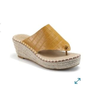 NWOT Women's Espadrille Platform Sandal